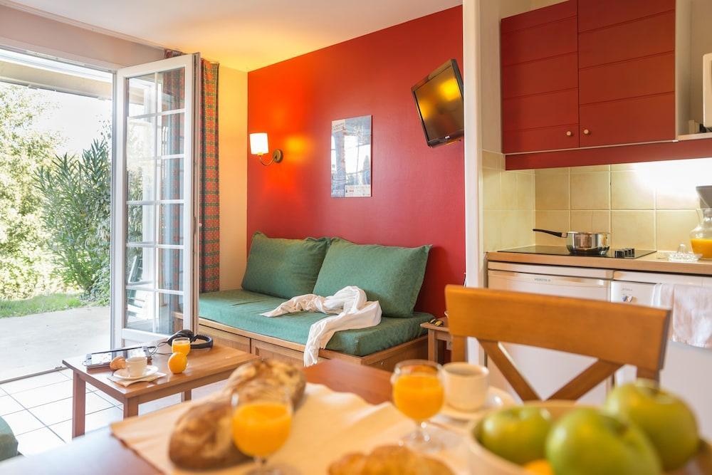 Residence Pierre & Vacances Le Hameau Du Lac マルシアック エクステリア 写真