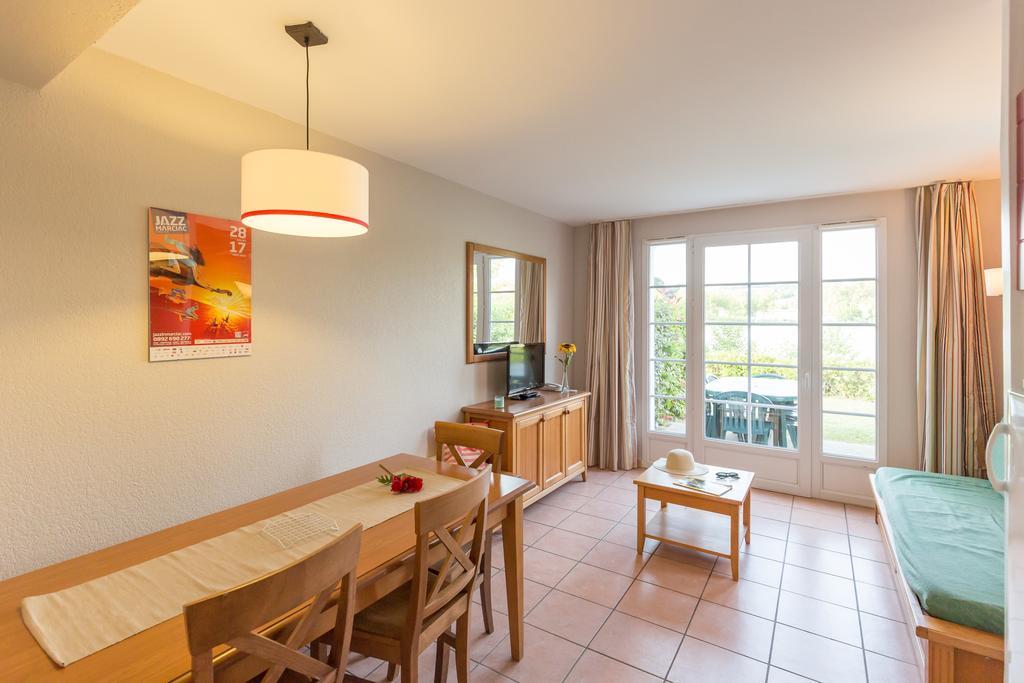 Residence Pierre & Vacances Le Hameau Du Lac マルシアック エクステリア 写真